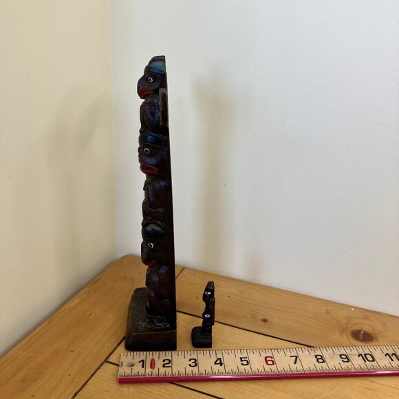 BOMA Haida Indigenous Art Totem Pole Figurine 11"+ Mini Totem Brown Resin Canada - Picture 6 of 9